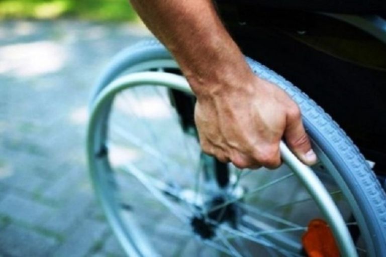 ΕΣΑμεΑ: Καταγγέλλει κίνδυνο να χαθούν 2000 θέσεις εργασίας για ΑμεΑ