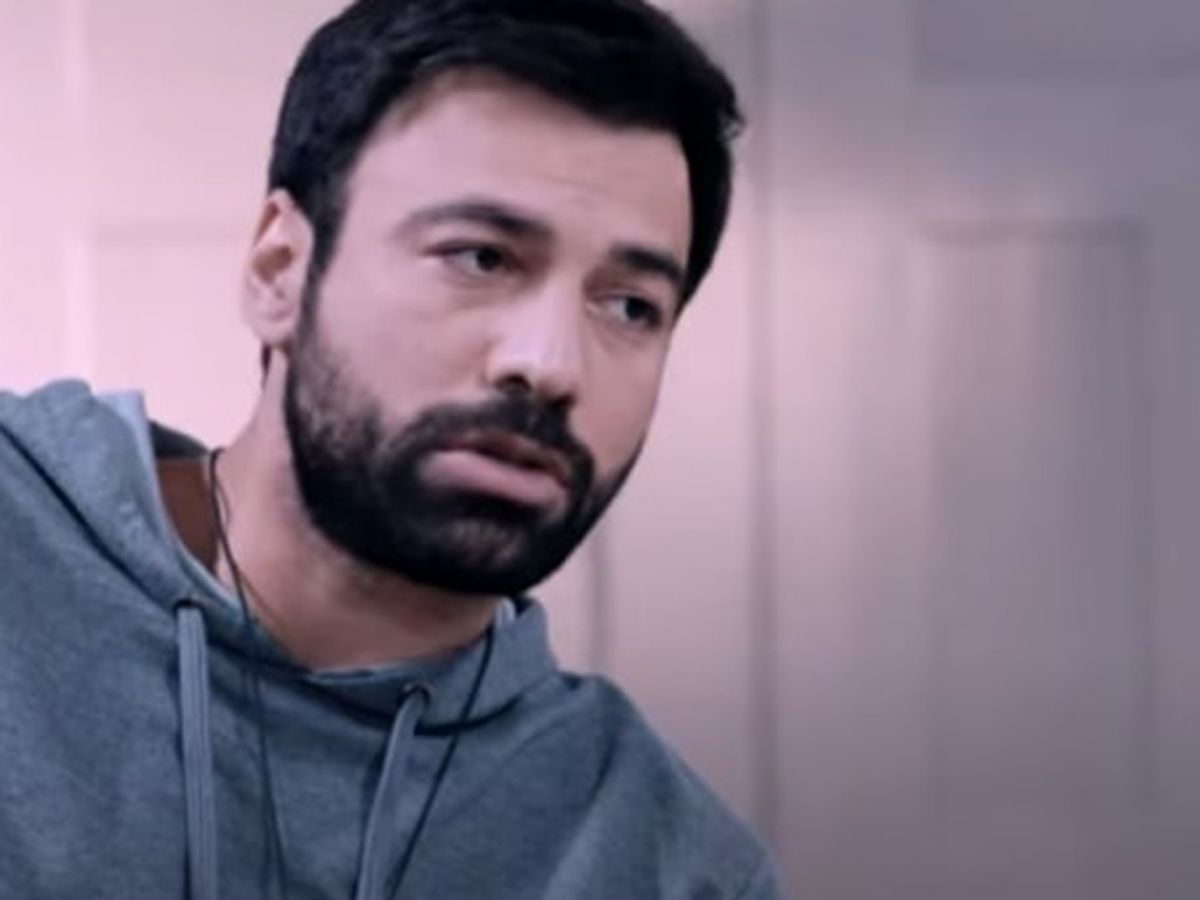 8 Λέξεις: Τι θα δούμε την Παρασκευή 12/03