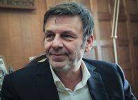 Θετικός στον κορωνοϊό ο Απόστολος Γκλέτσος
