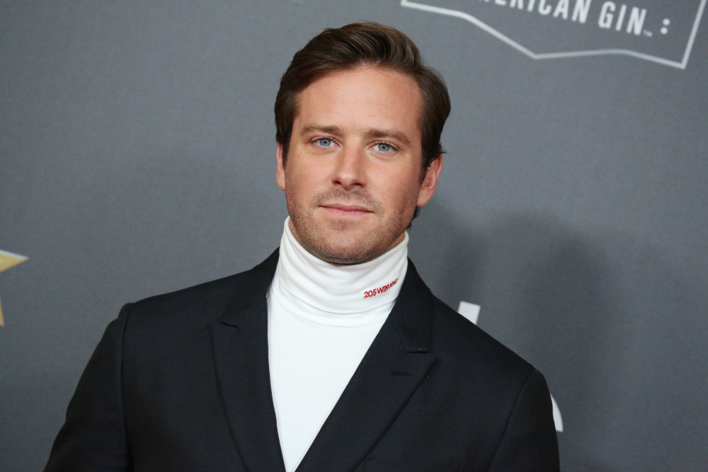 Armie Hammer: Αποχωρεί από το “Shotgun Wedding”