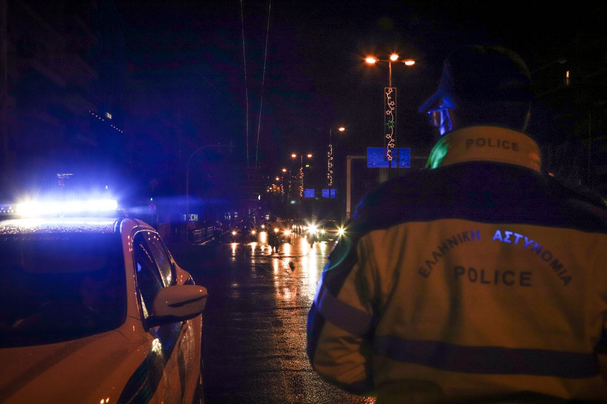 Πυροβολισμοί Αττική: Συμπλοκή αγνώστων – Ξέχασαν το όπλο μέσα στο ταξί