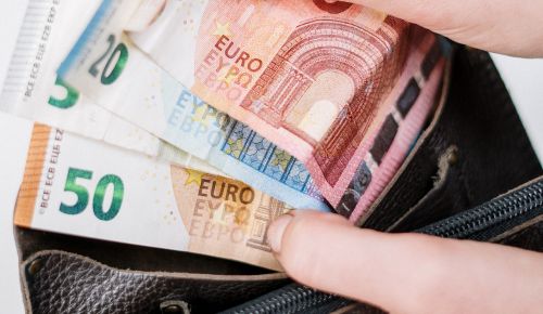 Συντάξεις: Πως θα γίνει ο επανυπολογισμός – Όσα πρέπει να ξέρετε