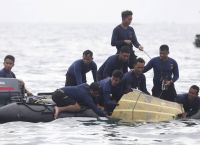 Ινδονησία: Εντοπίστηκαν τα μαύρα κουτιά του μοιραίου αεροσκάφους Ινδονησία: Εντοπίστηκαν τα μαύρα κουτιά του μοιραίου αεροσκάφους