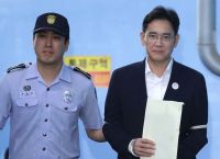 Samsung: Αντιμέτωπος με τη φυλάκιση ο αντιπρόεδρος της Samsung: Αντιμέτωπος με τη φυλάκιση ο αντιπρόεδρος της