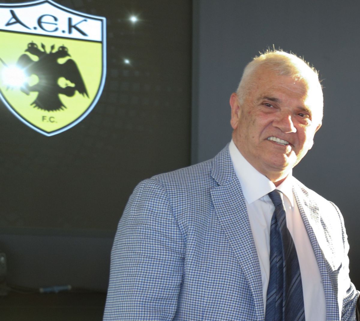 Κετσετζόγλου: «Επαφές σε σοβαρό επίπεδο με προπονητή από την ΑΕΚ»