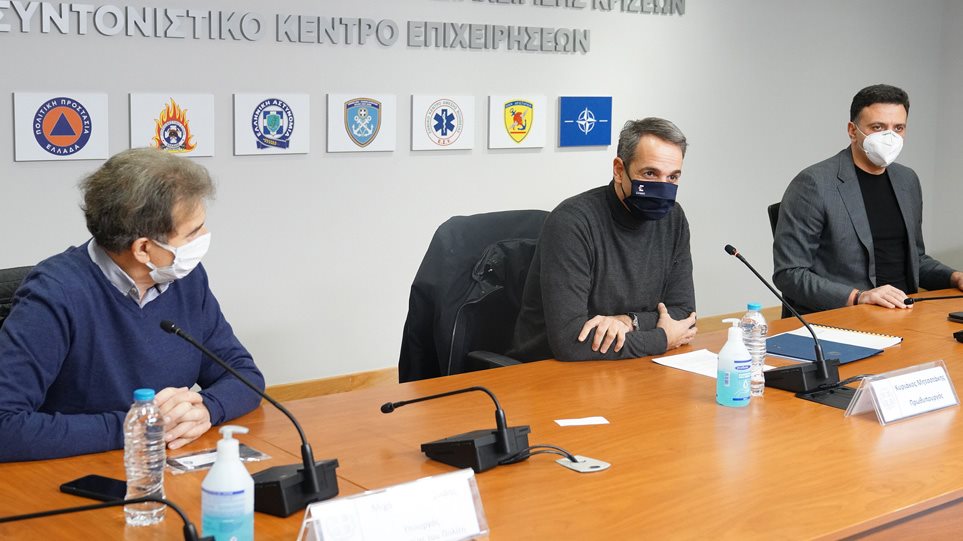 Μητσοτάκης για εμβολιασμούς: Στο Στρατό και την Αστυνομία όσες δόσεις περισσεύουν κάθε ημέρα