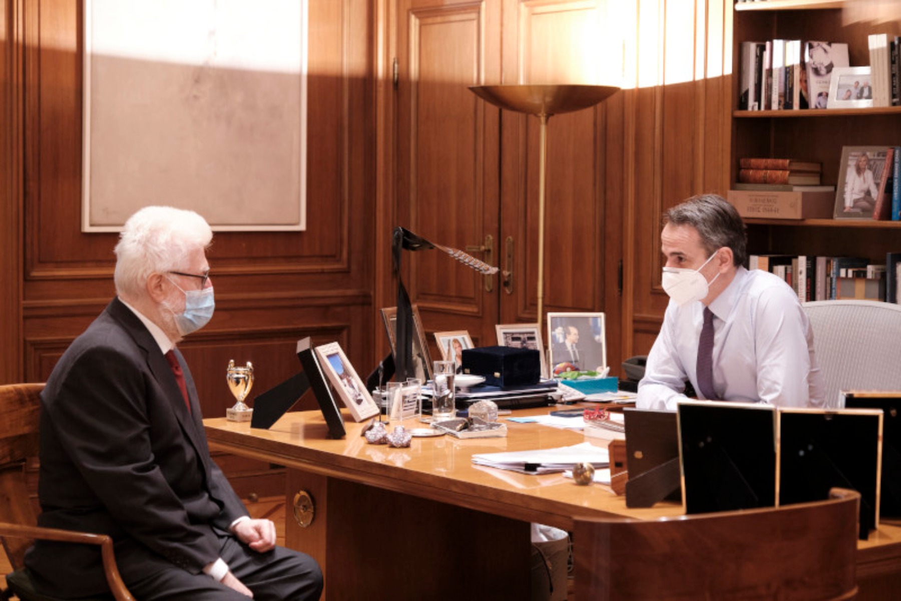 Μητσοτάκης Ελισάφ: «Η Ελλάδα τιμά τη μνήμη των θυμάτων του Ολοκαυτώματος»