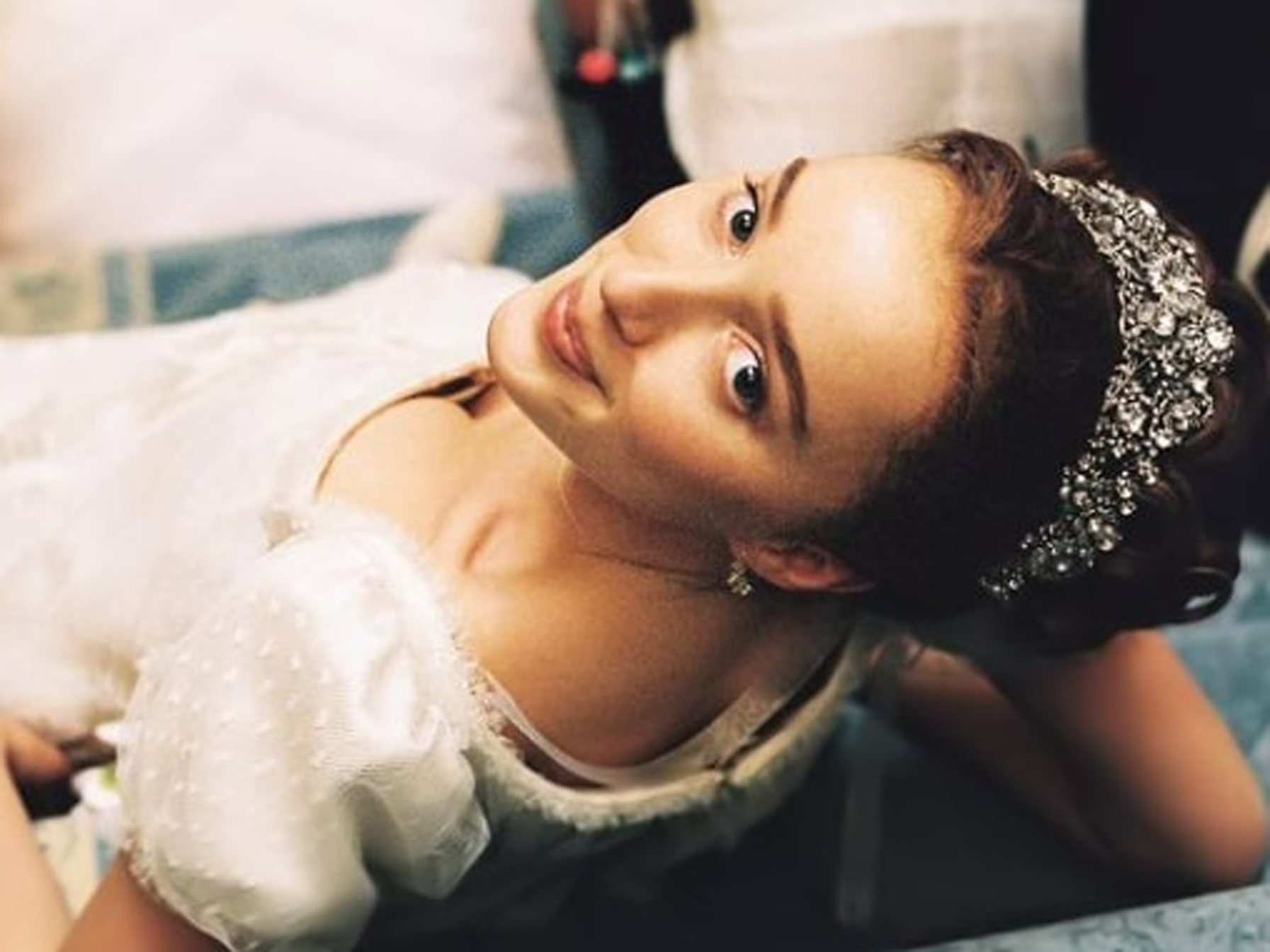 Phoebe Dynevor: Πραγματικός οργασμός ζητήθηκε από την πρωταγωνίστρια του Bridgerton