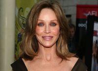 Tanya Roberts: Ανατροπή – Ζει αλλά είναι σε κρίσιμη κατάσταση