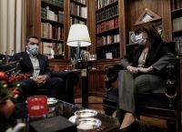Αλέξης Τσίπρας: Ζήτησε συμβούλιο πολιτικών αρχηγών υπό την ΠτΔ με τη συμμετοχή επιστημόνων