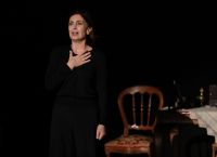 Κατερίνα Διδασκάλου: Η «Μυρσίνη» από τις Άγριες Μέλισσες στο Ενώπιος Ενωπίω με τον Νίκο Χατζηνικολάου