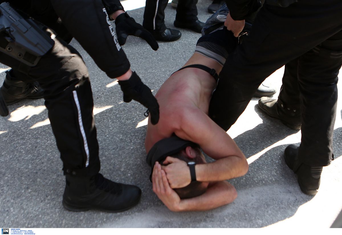 ΑΠΘ Θεσσαλονίκη επεισόδια: Ξύλο και χημικά κατά των φοιτητών – Ζητούν να ανοίξουν οι σχολές
