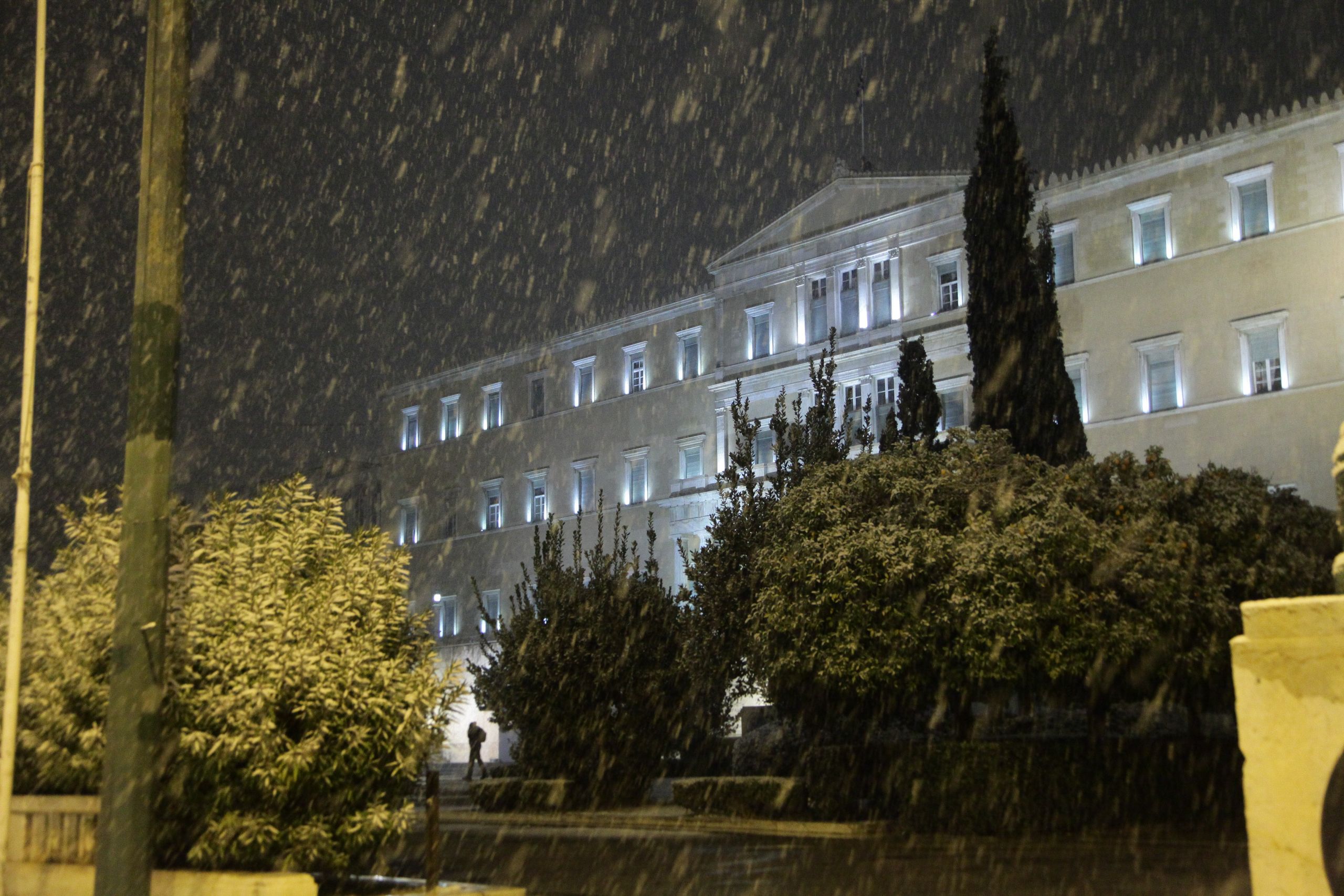 Κακοκαιρία Μήδεια: Χιόνια και μέσα στην Αθήνα – Πού αλλού θα χιονίσει