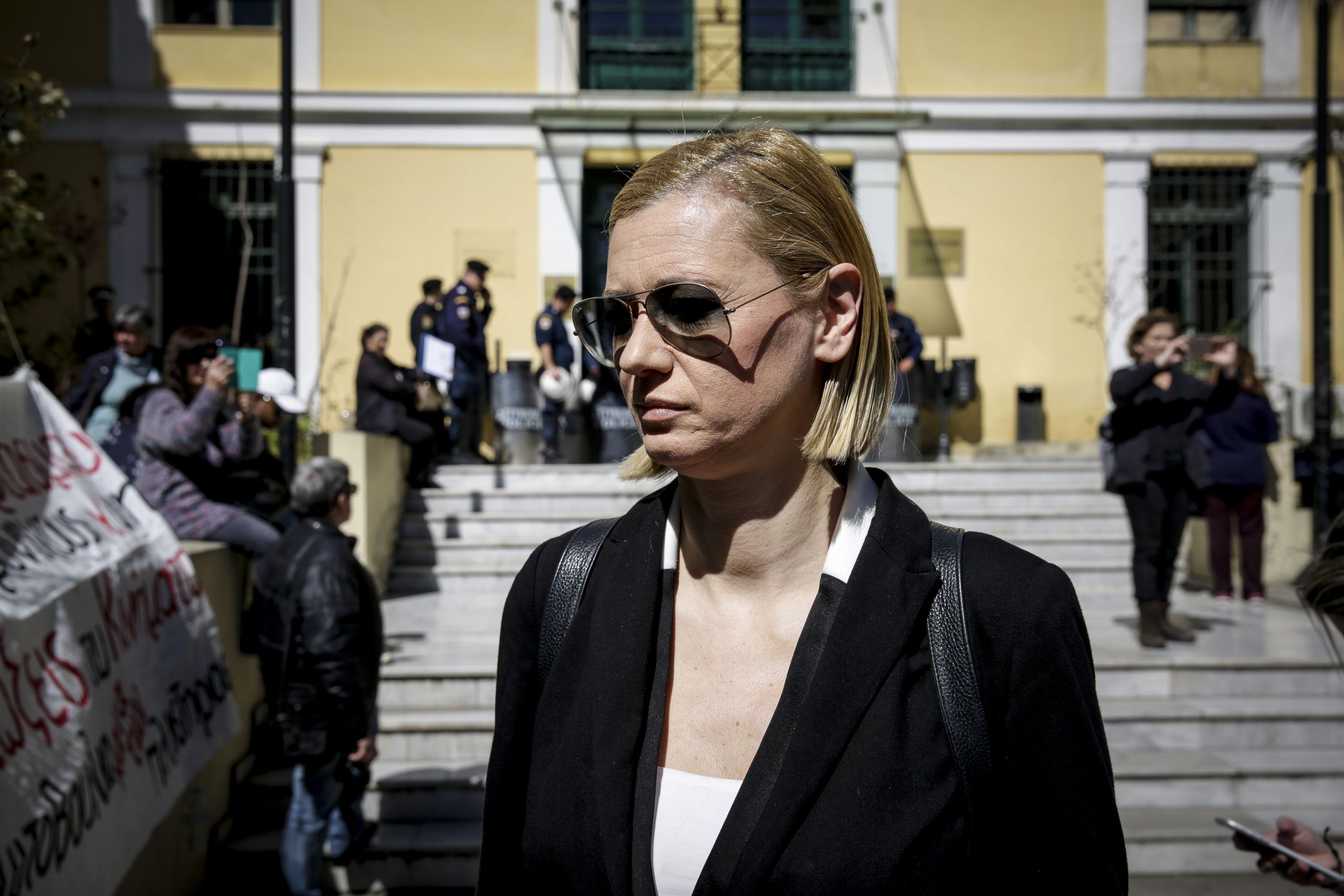 Ανάρτηση σοκ η Ραχήλ Μακρή για το θάνατο του Νίκου Ζαχαριάδη