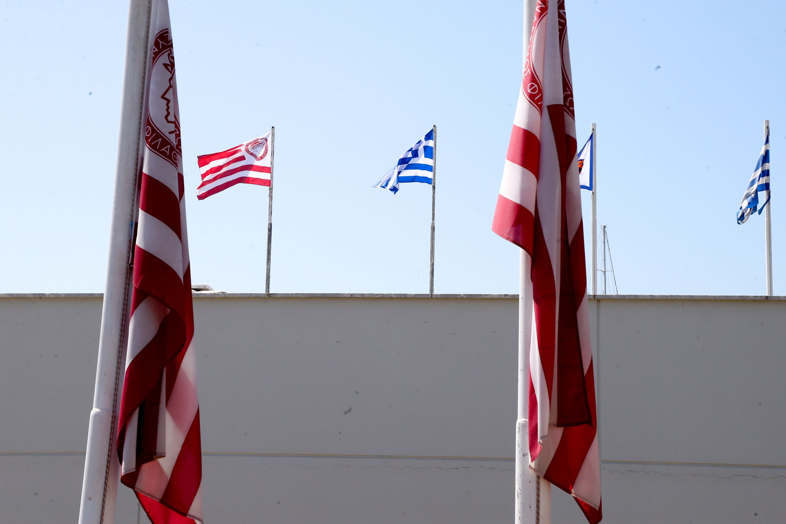 Ολυμπιακός για αθώωση ΠΑΟΚ: «Σκάνδαλο», «ντροπή» και «φαρσοκωμωδία» χαρακτηρίζει την απόφαση