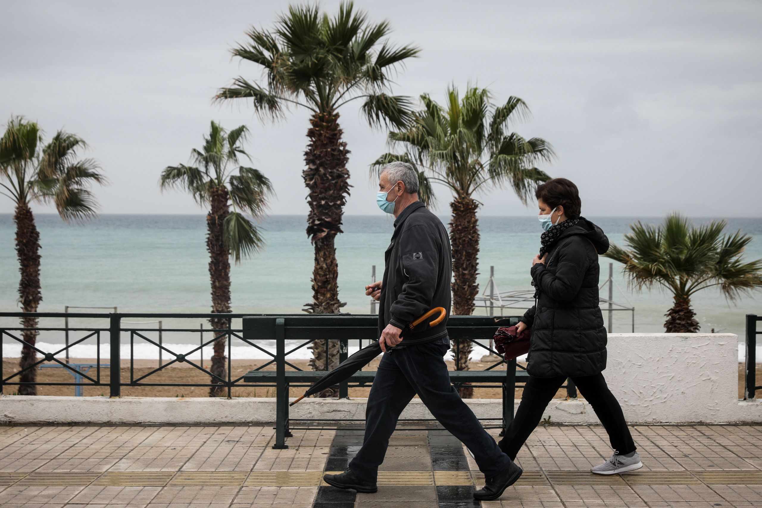 Κορωνοϊός Ελλάδα: 553 κρούσματα στην Αττική και 111 Θεσσαλονίκη