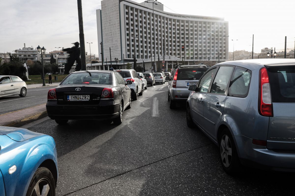 Πώς επιλέγουμε λάδι για τον κινητήρα του αυτοκίνητου μας