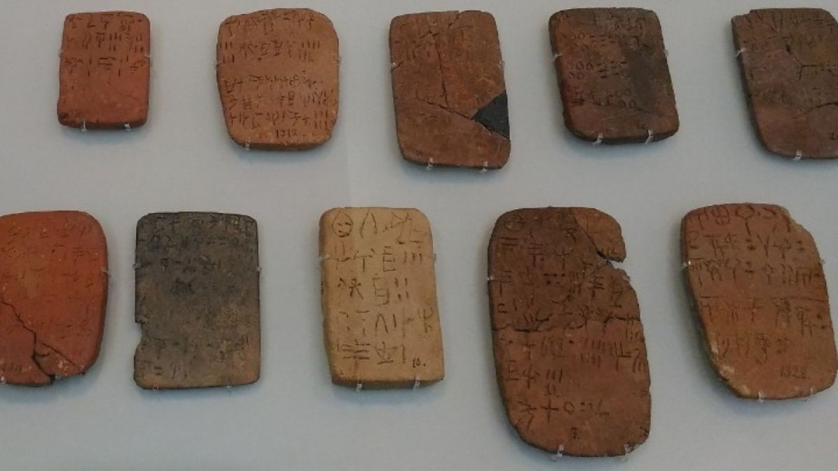 Γραμμική Α: Γιατί μπορούμε να τη διαβάσουμε, αλλά όχι ακόμα να την κατανοήσουμε