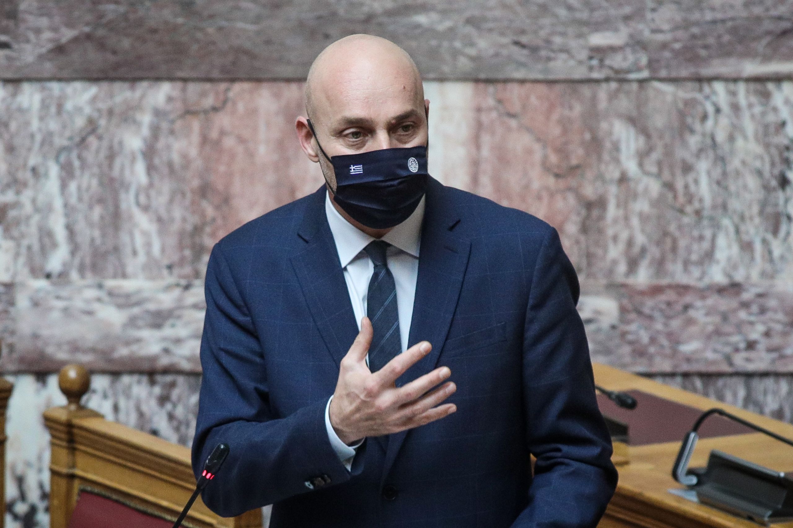 Γιώργος Αμυράς: Επίθεση στο πολιτικό γραφείο του με συνθήματα υπέρ του Δημήτρη Κουφοντίνα