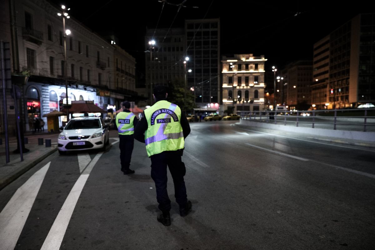 Έλεγχοι για κορωνοϊό: 124 συλλήψεις και πρόστιμα 560.000 ευρώ σε μία ημέρα