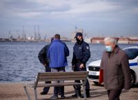 Παραβάσεις μέτρων: 890 πρόστιμα και 8 συλλήψεις Παραβάσεις μέτρων: 890 πρόστιμα και 8 συλλήψεις