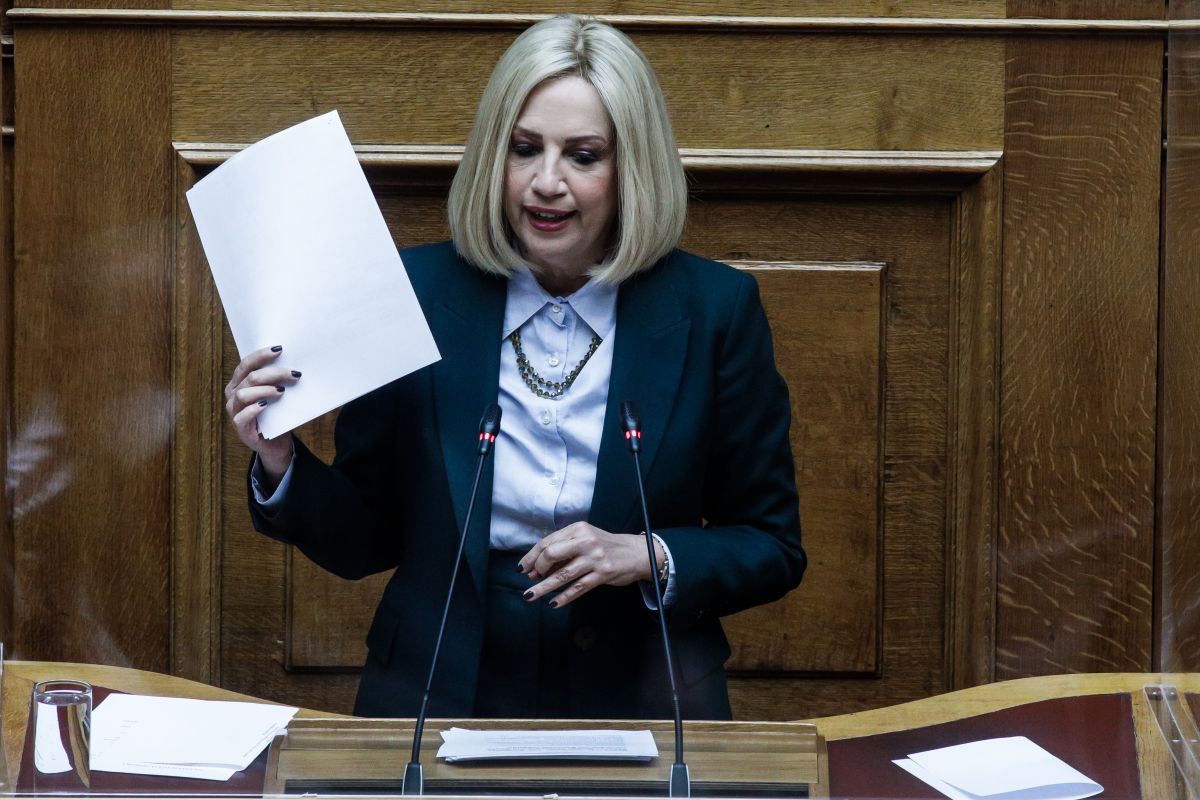 Γεννηματά Βουλή: Να αποσύρετε το νομοσχέδιο για την Παιδεία