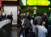 Επεισόδια στο κέντρο της Αθήνας σε συγκέντρωση για τον Δημήτρη Κουφοντίνα Επεισόδια στο κέντρο της Αθήνας σε συγκέντρωση για τον Δημήτρη Κουφοντίνα