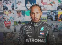 Lewis Hamilton: Ανακοινώθηκε η παραμονή του στην Mercedes Lewis Hamilton: Ανακοινώθηκε η παραμονή του στην Mercedes