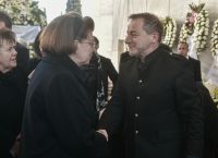 Δημήτρης Λιγνάδης: Αντιδράσεις της αντιπολίτευσης μετά τη συνέντευξη Μενδώνη Δημήτρης Λιγνάδης: Αντιδράσεις της αντιπολίτευσης μετά τη συνέντευξη Μενδώνη