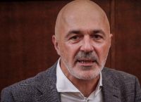 Παραιτήθηκε ο Στάθης Λιβαθινός από το Εθνικό Θέατρο Παραιτήθηκε ο Στάθης Λιβαθινός από το Εθνικό Θέατρο
