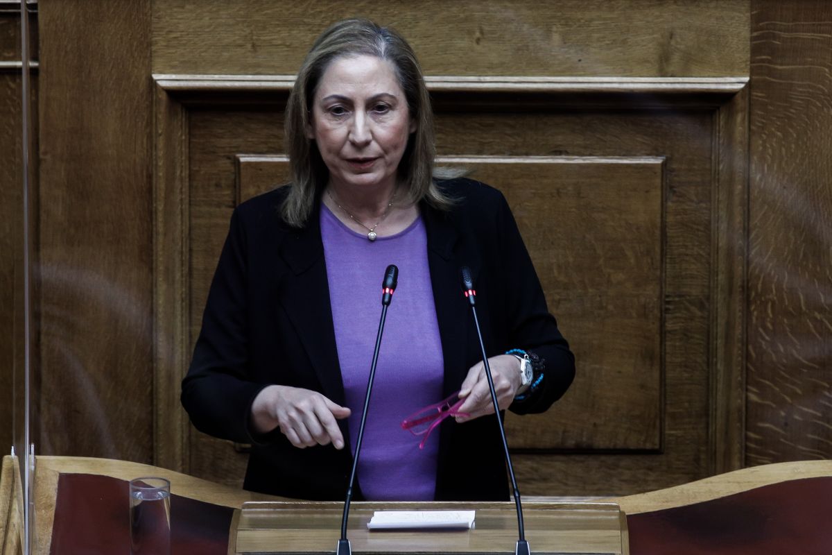 Μαριλίζα Ξενογιαννακοπούλου: Η αγορά εργασίας καταρρέει και η κυβέρνηση συνεχίζει την ίδια αδιέξοδη πολιτική