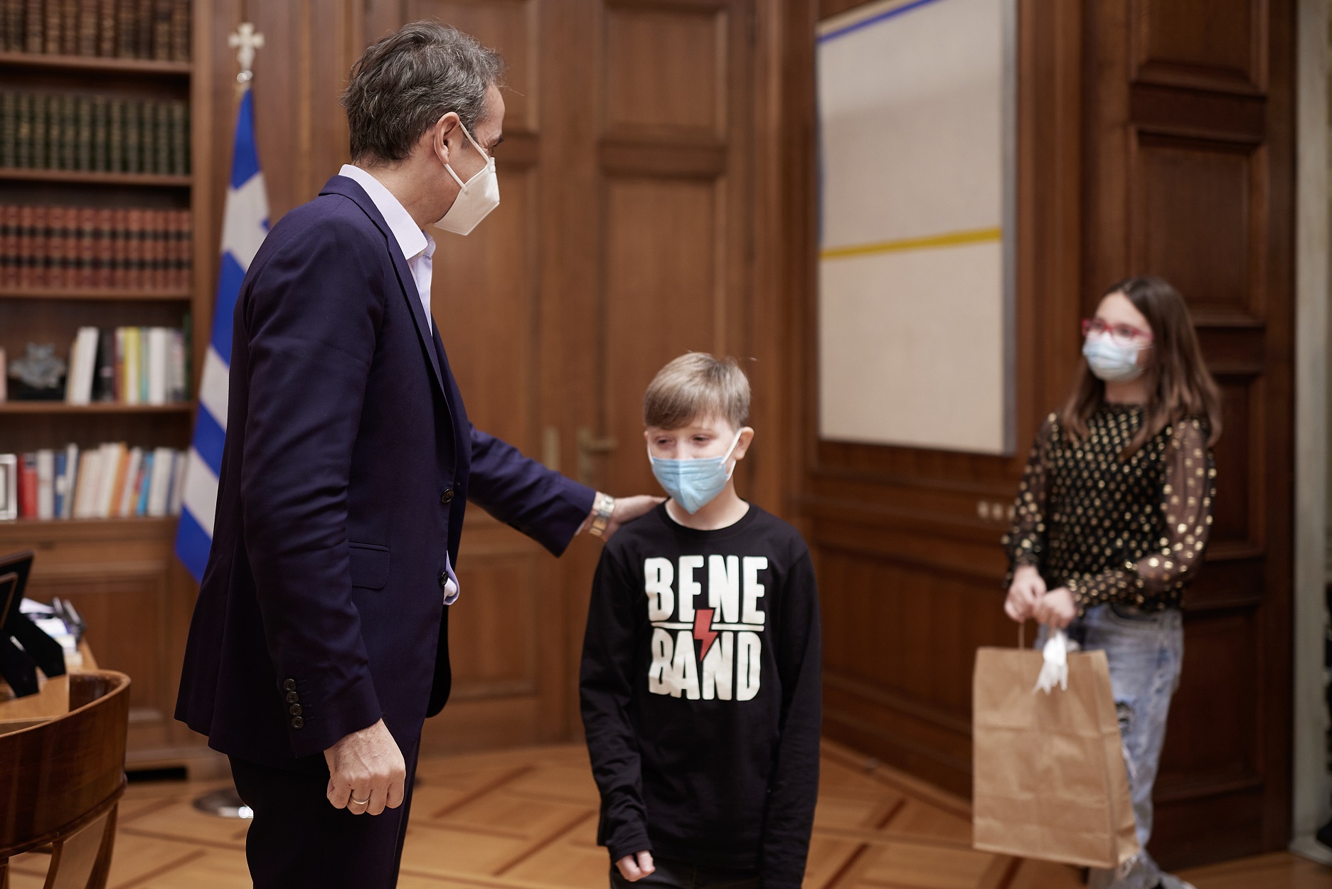 Παγκόσμια ημέρα κατά του παιδικού καρκίνου: Με παιδιά που νίκησαν τον καρκίνο συναντήθηκε ο πρωθυπουργός