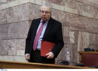 Γιώργος Μπαμπινιώτης: O Πρόεδρος ΟΙΕΛΕ ζητά απομακρυνθεί ο καθηγητής από τη Φιλεκπαιδευτική Εταιρεία Γιώργος Μπαμπινιώτης: O Πρόεδρος ΟΙΕΛΕ ζητά απομακρυνθεί ο καθηγητής από τη Φιλεκπαιδευτική Εταιρεία