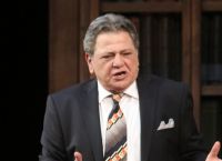 Γιώργος Παρτσαλάκης: Μέτριος ηθοποιός είναι ο Λιγνάδης