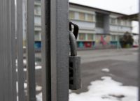 Κλειστά σχολεία Δευτέρα 15/2: Σε ποιες περιοχές δεν θα γίνουν μαθήματα αύριο Κλειστά σχολεία Δευτέρα 15/2: Σε ποιες περιοχές δεν θα γίνουν μαθήματα αύριο