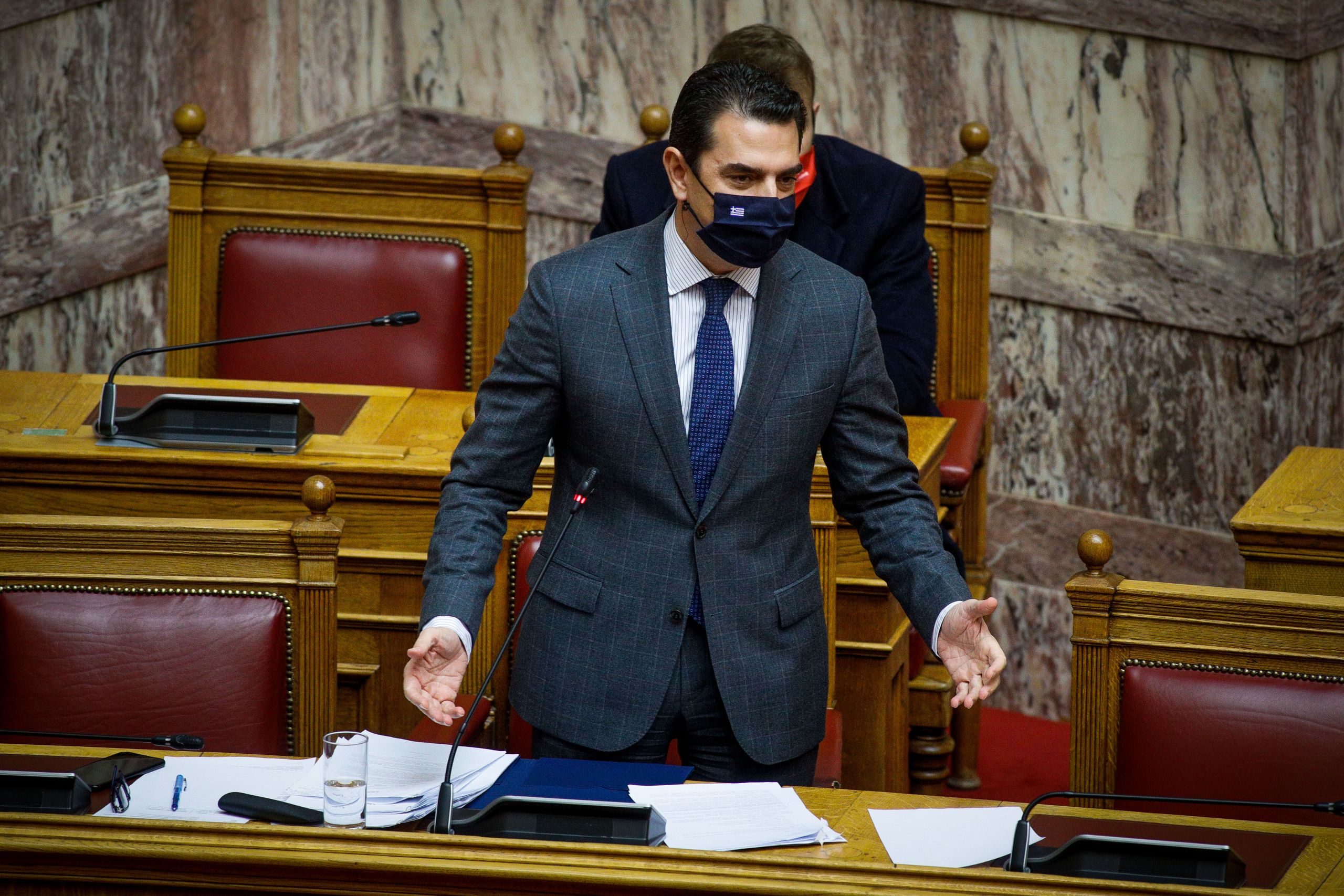 Σκρέκας σε Βαξεβάνη: Μην προσβάλλετε τις Πυροσβεστικές δυνάμεις και μη διασπείρετε ψευδείς ειδήσεις