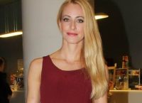 Σοφία Μανωλάκου: «Δεν έβγαινα από το καμαρίνι μόνο και μόνο για να μην τη συναντήσω εκτός σκηνής» Σοφία Μανωλάκου: «Δεν έβγαινα από το καμαρίνι μόνο και μόνο για να μην τη συναντήσω εκτός σκηνής»