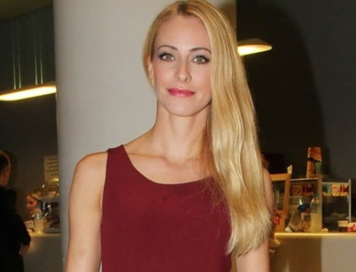 Σοφία Μανωλάκου: «Δεν έβγαινα από το καμαρίνι μόνο και μόνο για να μην τη συναντήσω εκτός σκηνής»