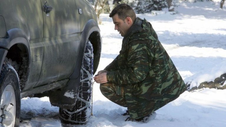 Μήδεια κακοκαιρία: Στρατός και ΕΜΑΚ στα βόρεια προάστια της Αττικής