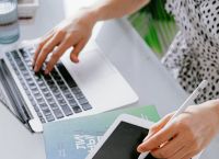 COSMOTE Fiber to the Home: Πέτυχε τον φιλόδοξο στόχο των 300.000 γραμμών σε όλη την Ελλάδα COSMOTE Fiber to the Home: Πέτυχε τον φιλόδοξο στόχο των 300.000 γραμμών σε όλη την Ελλάδα