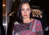 Κατερίνα Τσάβαλου: «Δέχθηκα εργασιακό bullying από πολύ γνωστό ηθοποιό»