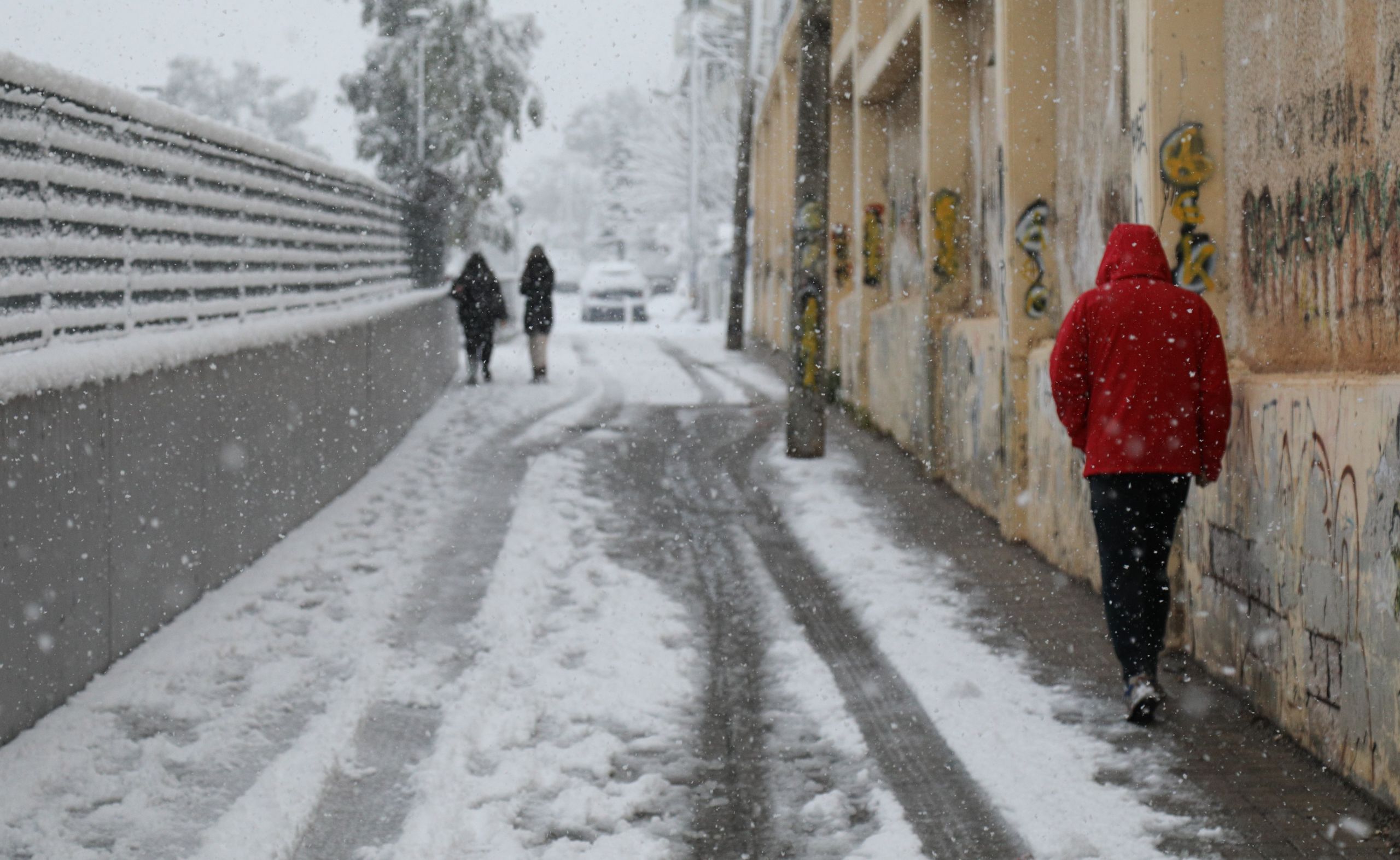 Πώς να καθαρίσω το χιόνι