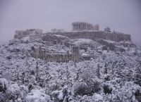 Χιόνια στην Αθήνα: Κακοκαιρία στο κέντρο της πόλης Χιόνια στην Αθήνα: Κακοκαιρία στο κέντρο της πόλης