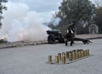 25η Μαρτίου: Κανονιοβολισμοί από το Λυκαβηττό [vid]