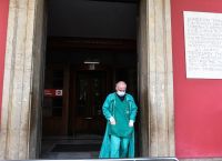 Κρούσματα σήμερα 22/3: «Βουλιάζει» το ΕΣΥ Κρούσματα σήμερα 22/3: «Βουλιάζει» το ΕΣΥ