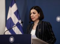 Αριστοτελία Πελώνη: Η Επιτροπή δεν είναι χειραγωγούμενη Αριστοτελία Πελώνη: Η Επιτροπή δεν είναι χειραγωγούμενη