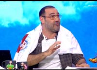 Αντώνης Κανάκης: Αγνώριστος με μακριά μαλλιά το 1989 Αντώνης Κανάκης: Αγνώριστος με μακριά μαλλιά το 1989