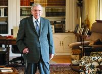 Απόστολος Πίτσος: Ο γνωστός βιομήχανος που έφτιαχνε ψυγεία είναι 103 ετών και έκανε και τα δύο εμβόλια Απόστολος Πίτσος: Ο γνωστός βιομήχανος που έφτιαχνε ψυγεία είναι 103 ετών και έκανε και τα δύο εμβόλια