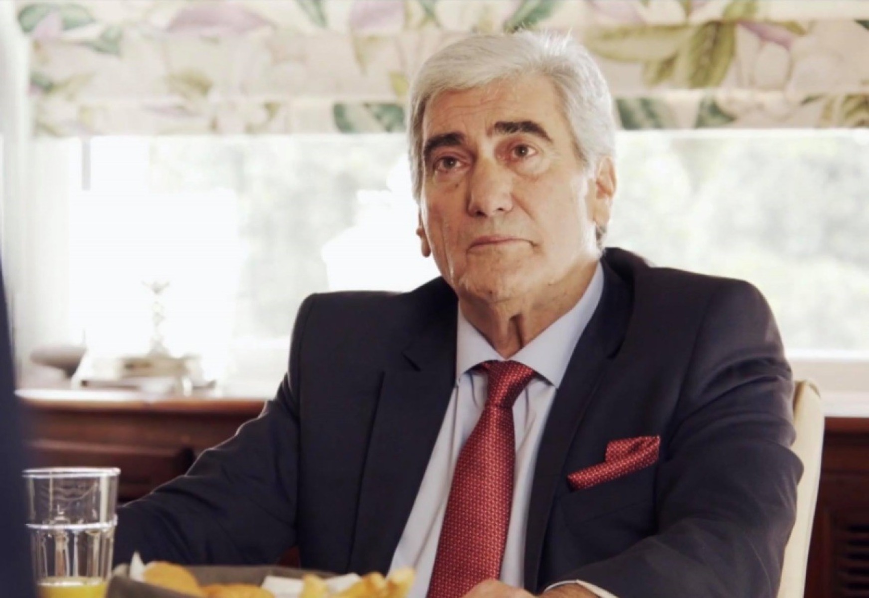 Νίκος Νικολάου: Ανεστάλη η συνεργασία του με το ΚΘΒΕ
