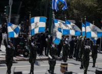 Ελλάδα: Εντυπωσιακή η στρατιωτική παρέλαση [pics+vid]